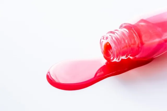 体液が漏れ出すイメージ