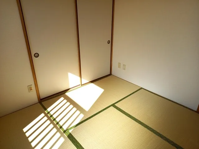 特殊清掃と原状回復の違いをプロがわかりやすく解説【ご家族が孤独死されたとき】