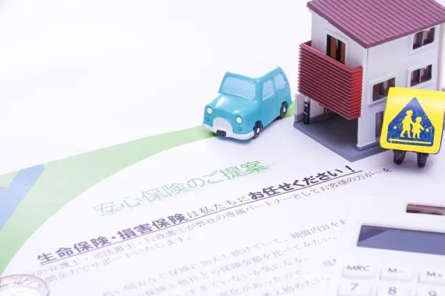 原状回復まで完了したら、最後のステップとして火災保険や孤独死対応保険の請求手続きを行う