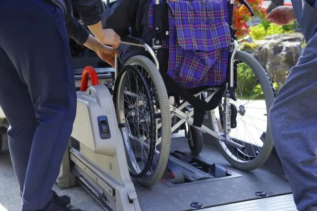 高齢化と単身世帯の増加によって増える孤独死